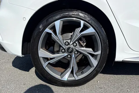 11 of 66 for Audi A3 S line TFSI 116 PS S tronic