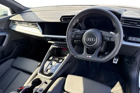 14 of 66 for Audi A3 S line TFSI 116 PS S tronic