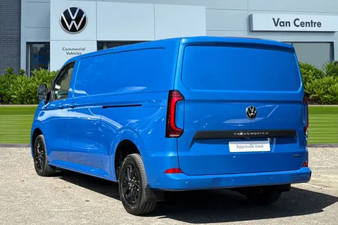 2 of 52 for VOLKSWAGEN TRANSPORTER 2.0 TDI 150 Commerce Pro Van 4MOTION Auto