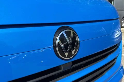 24 of 52 for VOLKSWAGEN TRANSPORTER 2.0 TDI 150 Commerce Pro Van 4MOTION Auto