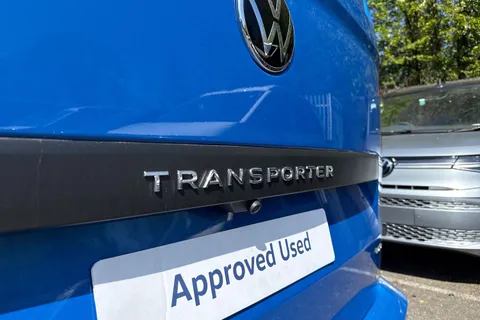 26 of 52 for VOLKSWAGEN TRANSPORTER 2.0 TDI 150 Commerce Pro Van 4MOTION Auto