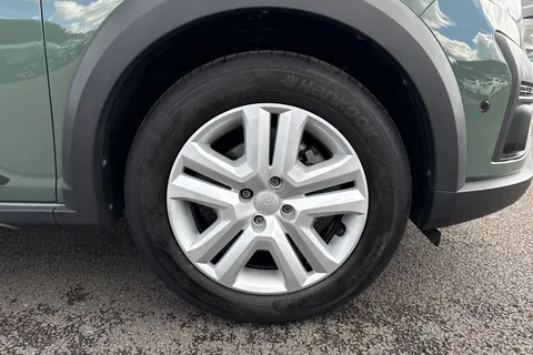 AO24MVE Dacia Jogger 1.0 TCe Expression Euro 6 (s/s) 5dr Thumbnail #10