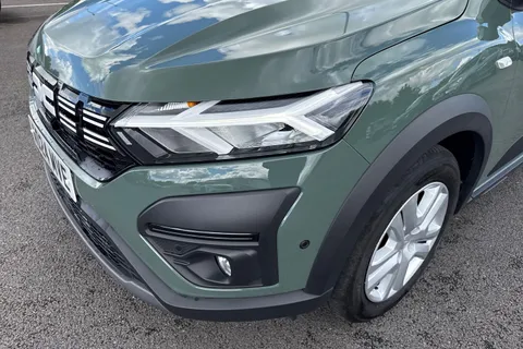 AO24MVE Dacia Jogger 1.0 TCe Expression Euro 6 (s/s) 5dr Thumbnail #28