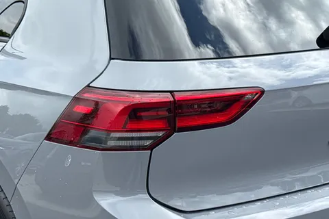 DE22EZA Volkswagen Golf 1.5 TSI R-Line 5dr Thumbnail #8