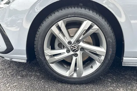 DE22EZA Volkswagen Golf 1.5 TSI R-Line 5dr Thumbnail #12