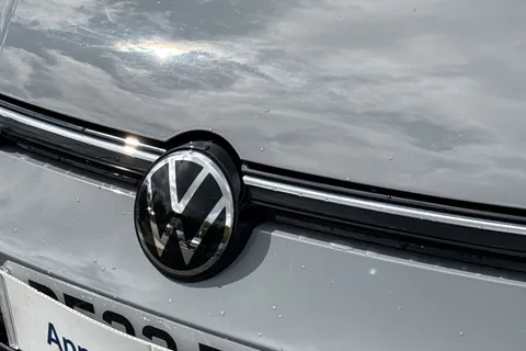 DE22EZA Volkswagen Golf 1.5 TSI R-Line 5dr Thumbnail #27