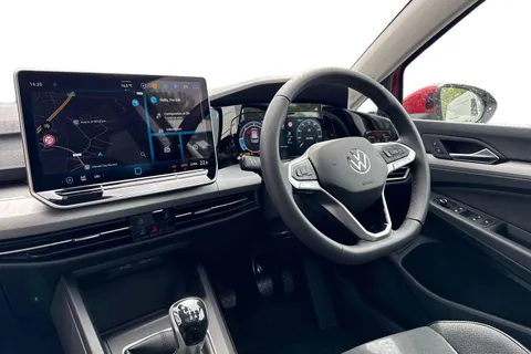Volkswagen Golf 2.0 TDI Match Euro 6 (s/s) 5dr Thumbnail #17