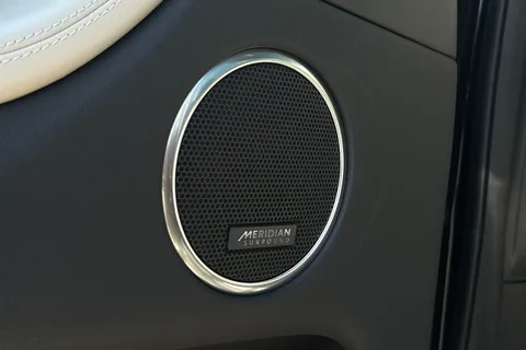  Land Rover Discovery Sport 2.0 D200 MHEV Metropolitan Auto 4WD Euro 6 (s/s) 5dr Thumbnail #28