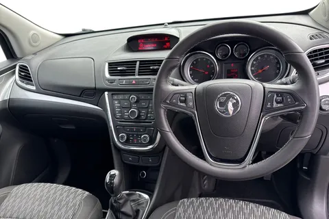 18 of 64 for Vauxhall Mokka 1.4i Turbo Exclusiv 2WD Euro 6 (s/s) 5dr