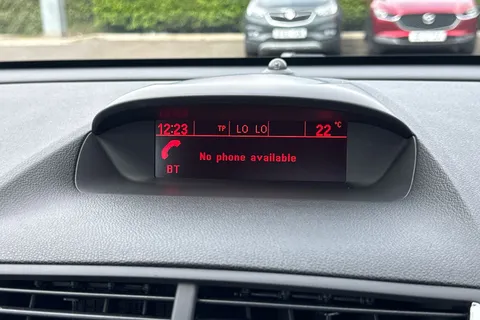 52 of 64 for Vauxhall Mokka 1.4i Turbo Exclusiv 2WD Euro 6 (s/s) 5dr
