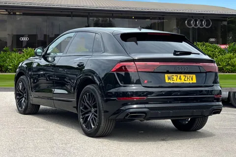 2 of 56 for Audi Q8 SUV Black Edition 50 TDI quattro 286 PS tiptronic