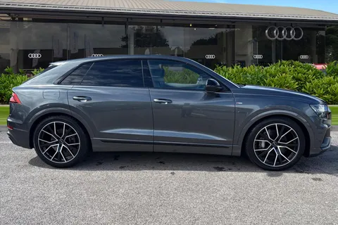 3 of 54 for Audi Q8 Black Edition 50 TDI quattro 286 PS tiptronic