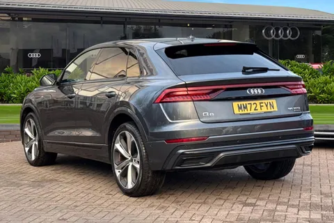 2 of 67 for Audi Q8 Black Edition 55 TFSI quattro 340 PS tiptronic