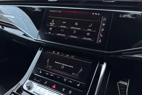 28 of 67 for Audi Q8 Black Edition 55 TFSI quattro 340 PS tiptronic