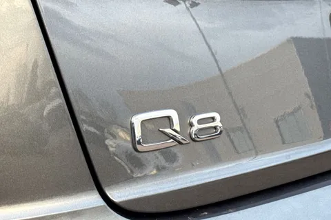 59 of 67 for Audi Q8 Black Edition 55 TFSI quattro 340 PS tiptronic