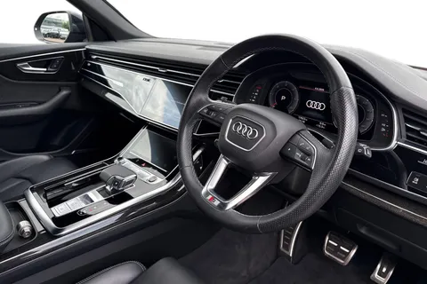 14 of 57 for Audi Q8 Black Edition 50 TDI quattro 286 PS tiptronic