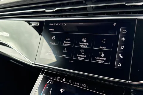 49 of 57 for Audi Q8 Black Edition 50 TDI quattro 286 PS tiptronic