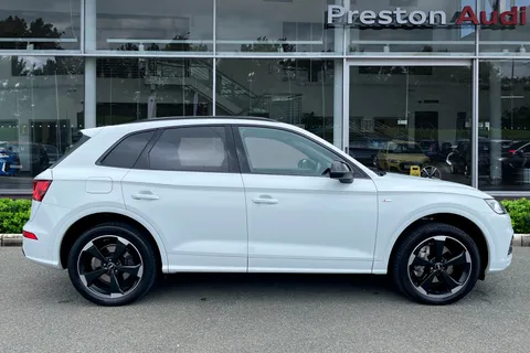 PK69RFZ Audi Q5 Black Edition 40 TDI quattro 190 PS S tronic Thumbnail #4
