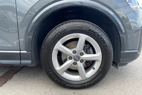 PN20KKT Audi Q2 Technik 30 TFSI  116 PS 6-speed Thumbnail #9