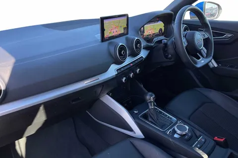 LR70WAO Audi Q2 35 TFSI S Line 5dr S Tronic Thumbnail #3