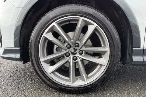 SE21OFA Audi Q3 35 TFSI Black Edition 5dr S Tronic Thumbnail #10