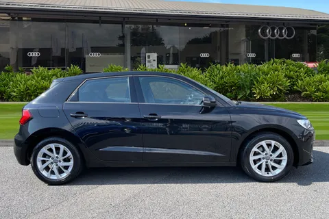 PX69XSB Audi A1 Sport 30 TFSI 116 PS 6-speed Thumbnail #3