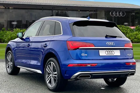 PN23NWB Audi Q5 2.0 TDI 40 S line S Tronic quattro Euro 6 (s/s) 5dr Thumbnail #3