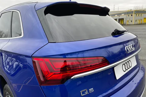 PN23NWB Audi Q5 2.0 TDI 40 S line S Tronic quattro Euro 6 (s/s) 5dr Thumbnail #8