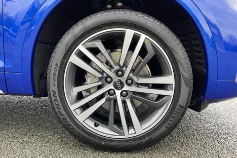 PN23NWB Audi Q5 2.0 TDI 40 S line S Tronic quattro Euro 6 (s/s) 5dr Thumbnail #10