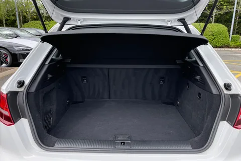 DL68OJW Audi A3 Sport 30 TFSI  116 PS 6-speed Thumbnail #7