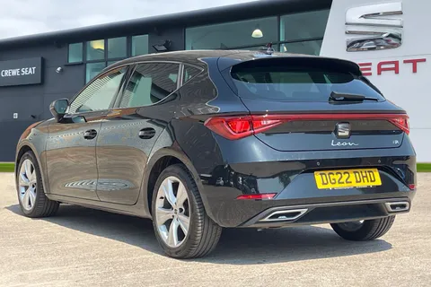 DG22DHD SEAT Leon 1.5 TSI EVO (130ps) FR Thumbnail #3