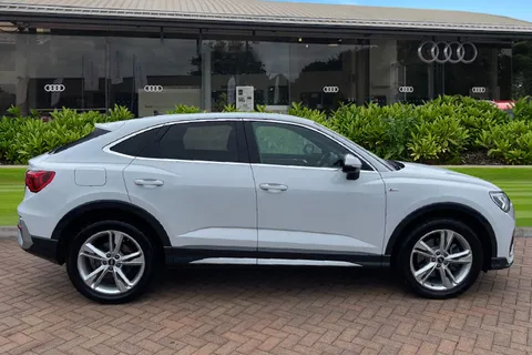 DG22EZA Audi Q3 S line 40 TDI quattro 200 PS S tronic Thumbnail #4