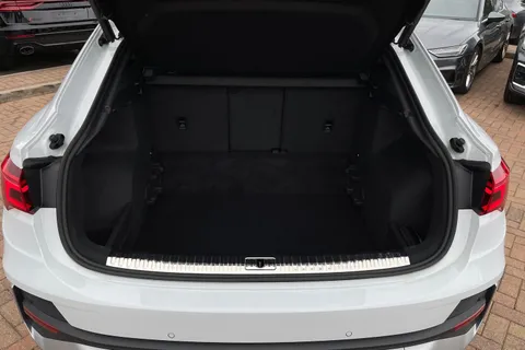 DG22EZA Audi Q3 S line 40 TDI quattro 200 PS S tronic Thumbnail #7