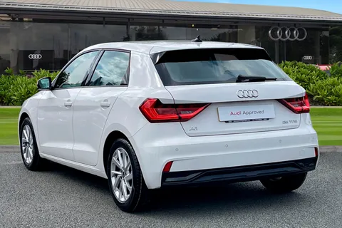 DX21YDF Audi A1 Sport 25 TFSI 95 PS 5-speed Thumbnail #3