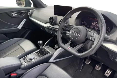 GM18WTN Audi Q2 1.4 TFSI CoD S line Euro 6 (s/s) 5dr Thumbnail #8