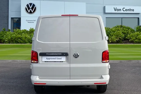 ML73FOU Volkswagen Transporter 2.0 TDI 110 Highline Van Thumbnail #5