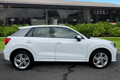 KN72JHZ Audi Q2 S line 35 TFSI  150 PS 6-speed Thumbnail #4