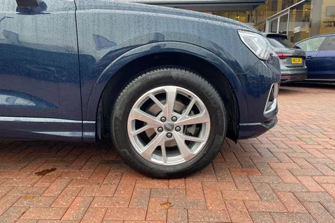 DG70BXO Audi Q3 Sport 35 TDI quattro 150 PS 6-speed Thumbnail #7