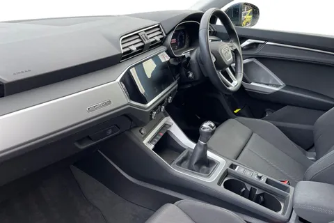 DG70BXO Audi Q3 Sport 35 TDI quattro 150 PS 6-speed Thumbnail #9