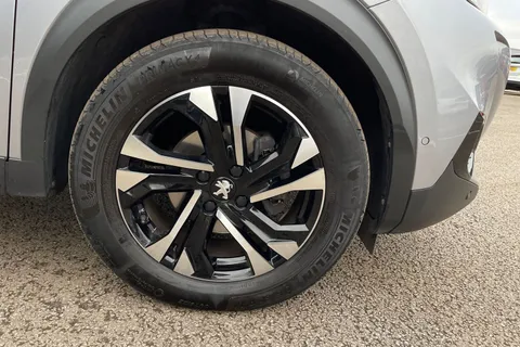 KN21VPT PEUGEOT 2008 1.5 BlueHDi GT Euro 6 (s/s) 5dr Thumbnail #10