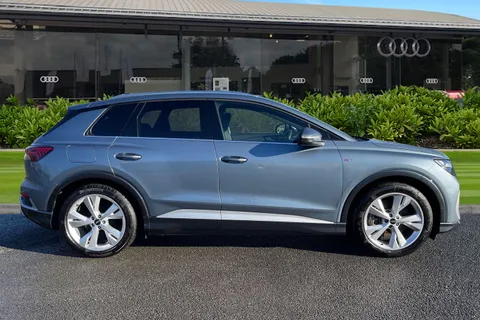 PK72ETR Audi Q4 e-tron Q4  S line 40 e-tron  150,00 kW Thumbnail #4