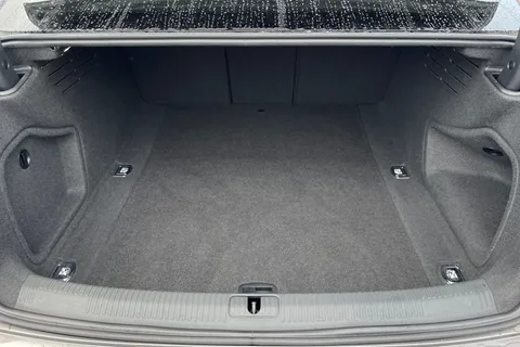 FV71WNM Audi A4 Sport Edition 40 TFSI  204 PS S tronic Thumbnail #10