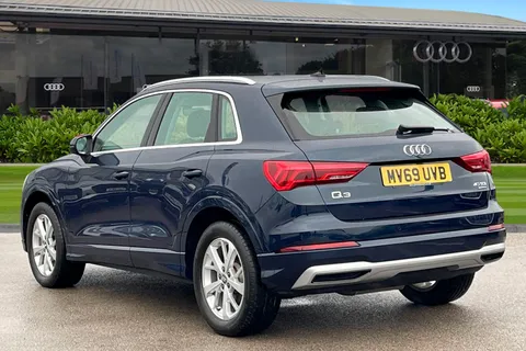 MV69UVB Audi Q3 Sport 40 TDI quattro 190 PS S tronic Thumbnail #3