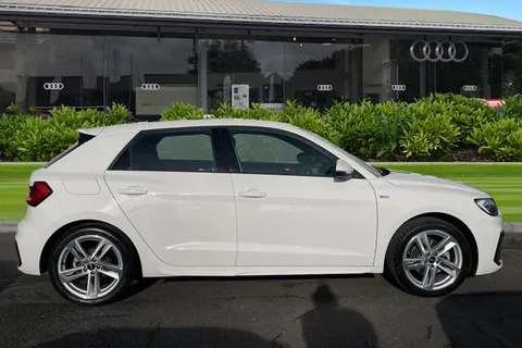 DC21CHF Audi A1 S line 30 TFSI 110 PS S tronic Thumbnail #4