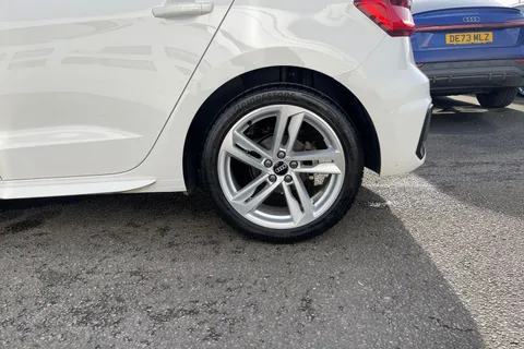 DC21CHF Audi A1 S line 30 TFSI 110 PS S tronic Thumbnail #7