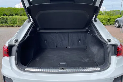 VO20EWK Audi Q3 S line 35 TFSI  150 PS 6-speed Thumbnail #7