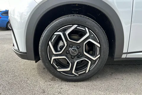 4 of 50 for BYD Dolphin 60.48kWh Comfort Auto 5dr