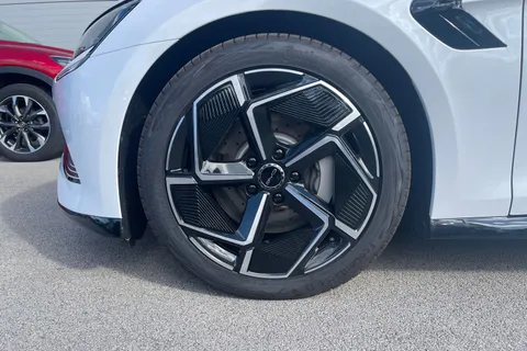  BYD SEAL 82.5kWh Design Auto 4dr Thumbnail #7