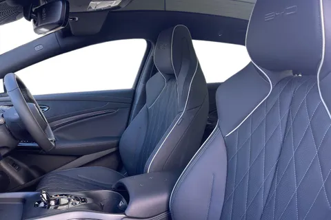  BYD SEAL 82.5kWh Design Auto 4dr Thumbnail #11