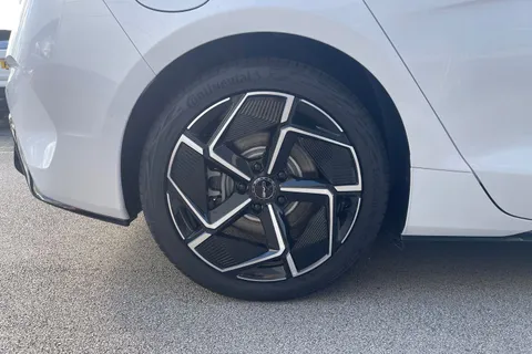  BYD SEAL 82.5kWh Design Auto 4dr Thumbnail #22